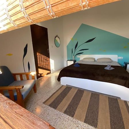 Гостевой дом Joyhouse Тегисе Экстерьер фото